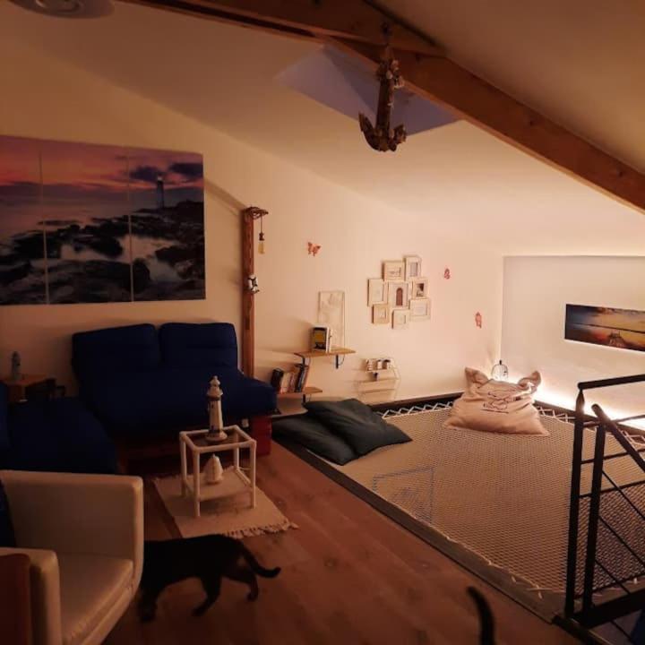 La Maison De Caroline Homestay